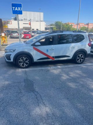 Licencia de taxi de lunes impar.