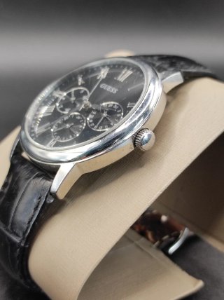 Reloj Guess Negro y Plateado