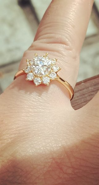 Anillo Diamantes y Oro 14k