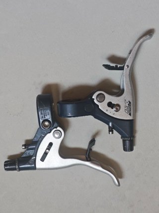 Coppie leve freno Shimano Deore LX BL-M570