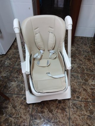 Trona de bebé plegable