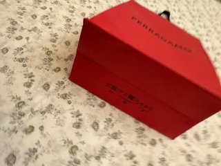 Busta originale Ferragamo rossa