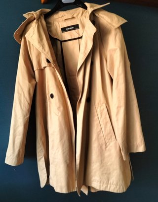 Gabardina corta Zara