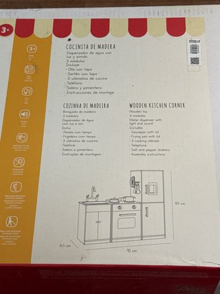 Cocina de madera para niños