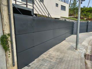 Pintura de Puertas de garaje metálicas