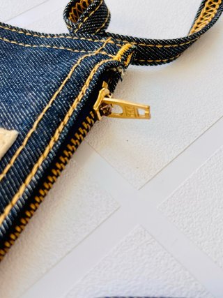 Bolso Lois negro y dorado