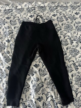Nike Sudadera con Capucha Negra y pantalon nike