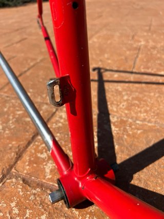 Cuadro Pinarello Rojo con Horquilla T.53