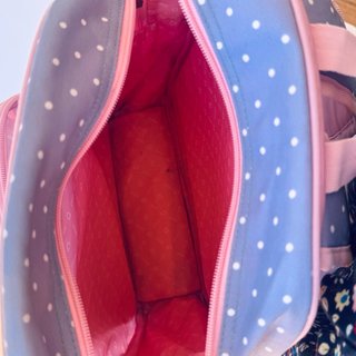 Mochila escolar Enso Daisy flores y abejas
