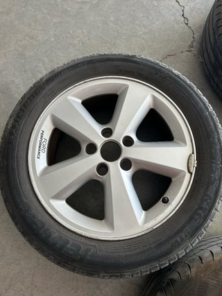 Llantas Ford Focus MK2 205/55 R16 con Neumático