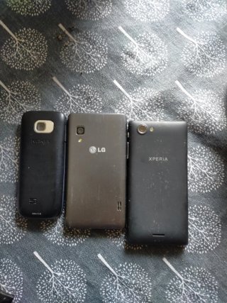 Lote 3 Móviles LG, Nokia, Sony Negros