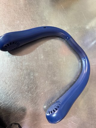Ventilador de cuello blanco