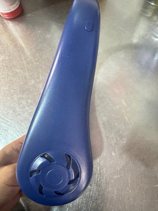 Ventilador de cuello blanco