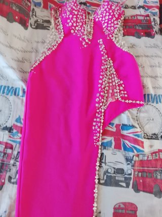 Vestido fiesta fucsia pedrería me costó 150€