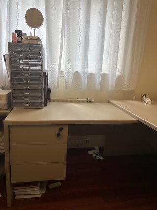 Escritorio de esquina grande Esta en Lugo