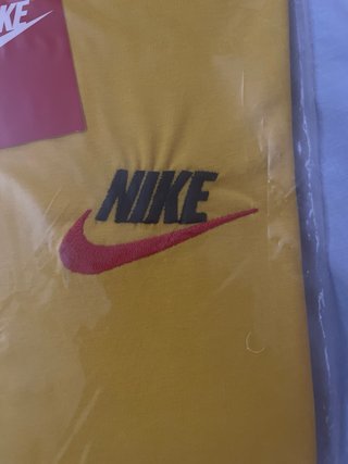 Camiseta Nike Amarilla Talla M