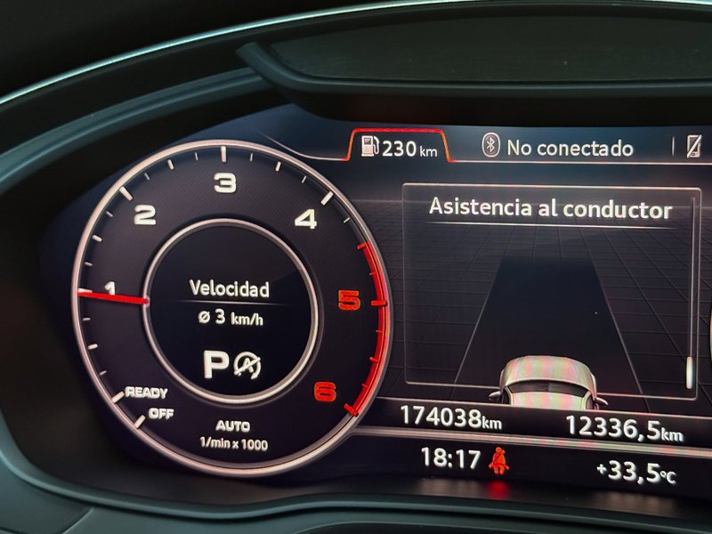 Audi A4 AVANT 2.0 TDI 2016, foto 19