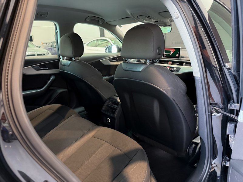 Audi A4 AVANT 2.0 TDI 2016, foto 40