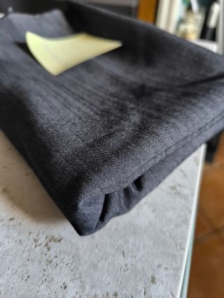 Retal tela gris tipo traje