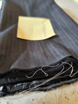 Retal tela gris tipo traje