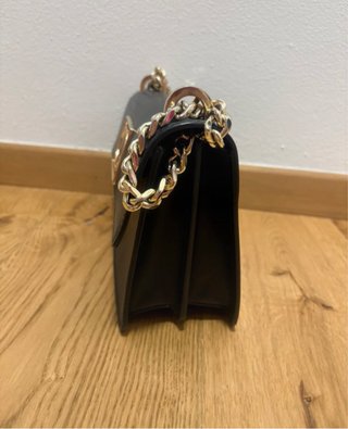 Borsa Twinset nera con dettagli oro