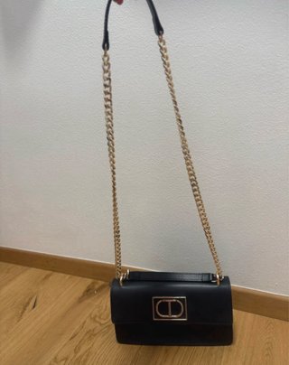 Borsa Twinset nera con dettagli oro