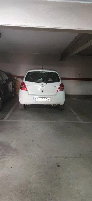 Alquiler plaza de garaje. Casco histórico de Guada