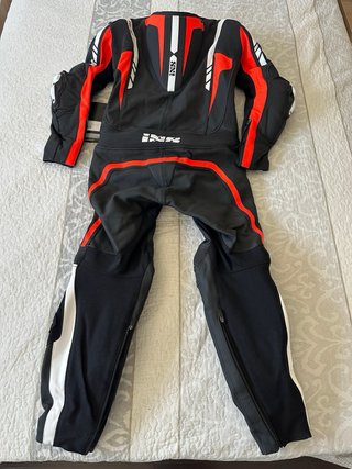 Mono IXS Talla 52 Hombre Negro/Rojo Nuevo sin usar