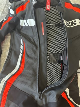 Mono IXS Talla 52 Hombre Negro/Rojo Nuevo sin usar