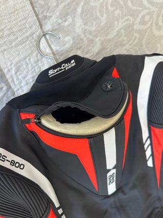 Mono IXS Talla 52 Hombre Negro/Rojo Nuevo sin usar