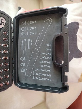 Llave dinamométrica 33 piezas 5-25Nm