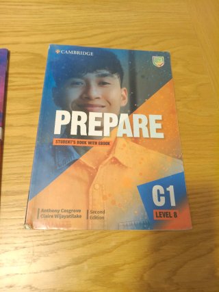 Prepare Level 8 Student’s Book with eBook (Camb...