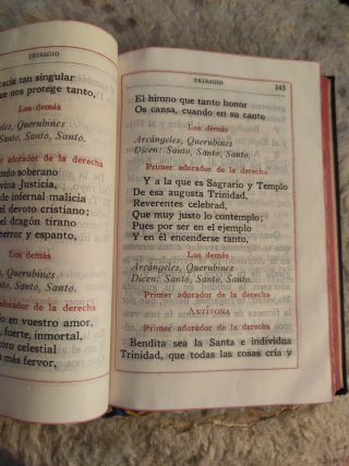 LIBRO LITÚRGICO ANTIGUO
