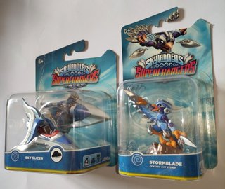 Skylanders Superchargers Stormblade & Sky Slicer