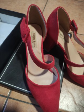 Zapatos de tacón Gazquez Bravo rojos