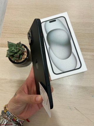 iPhone 15 128gb Como Nuevo