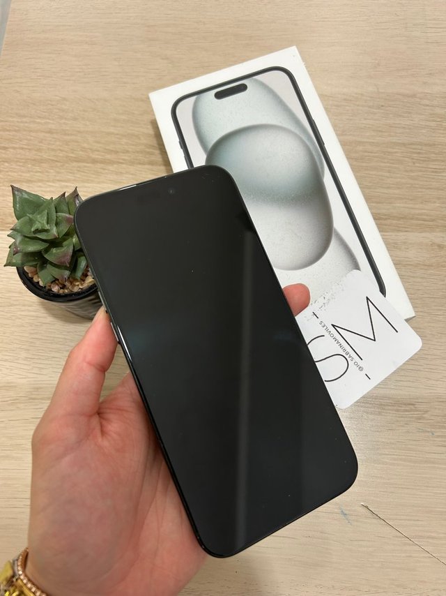 iPhone 15 128gb Como Nuevo