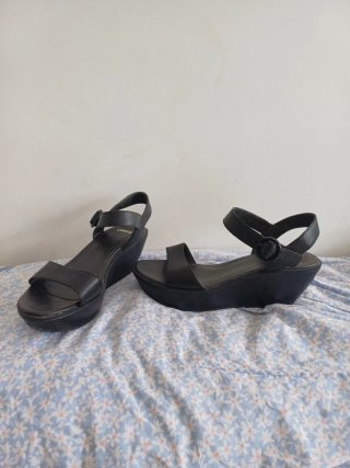 Sandalias Camper 38 Cuña Cuero Negro