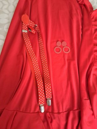 Falda flamenca roja con tirantes