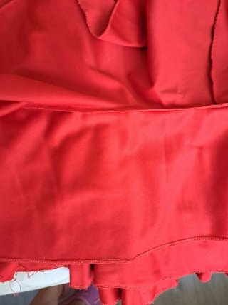 Falda flamenca roja con tirantes