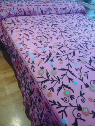 Colcha  Suzani Bordada Multicolor
