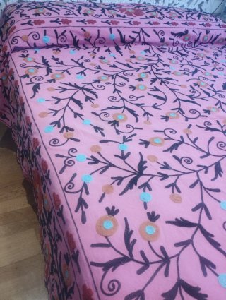 Colcha  Suzani Bordada Multicolor