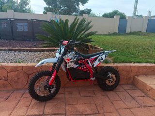 Moto Eléctrica Infantil MX800E