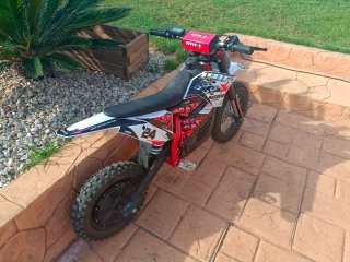 Moto Eléctrica Infantil MX800E