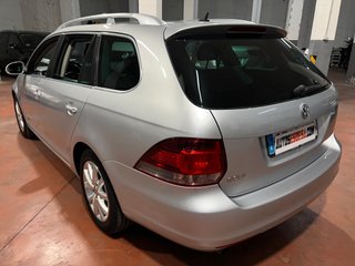 Volkswagen Golf 2011 1.6 TDI VARIANT 105CV