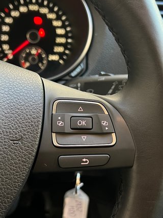 Volkswagen Golf 2011 1.6 TDI VARIANT 105CV