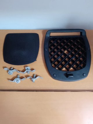 Baúl GIVI para Scooter (2 llaves)