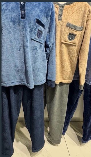 Pijamas de hombre y de mujer