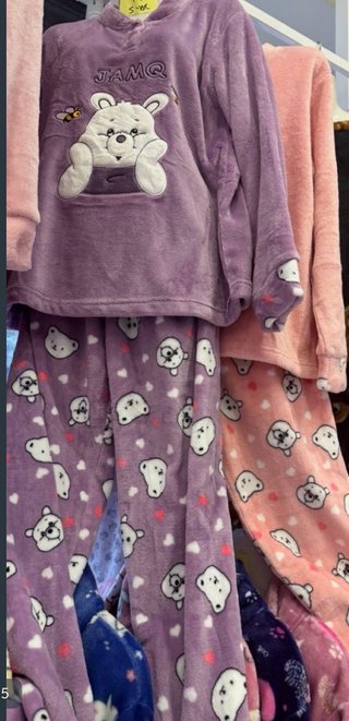 Pijamas de hombre y de mujer