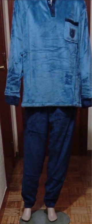 Pijamas de hombre y de mujer